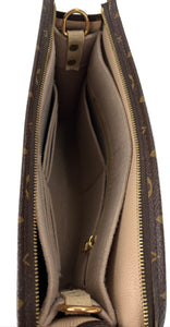 Louis Vuitton toiletry 26