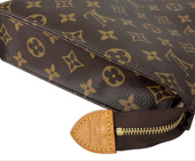 Load image into Gallery viewer, Louis Vuitton toiletry 26