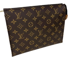 Load image into Gallery viewer, Louis Vuitton toiletry 26