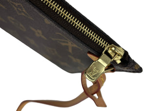 Louis Vuitton pochette in monogram