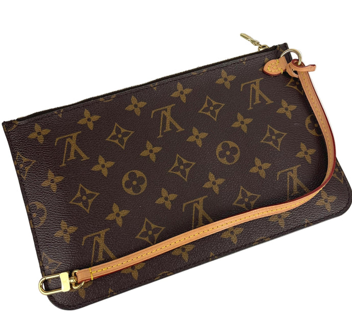 Louis Vuitton pochette in monogram