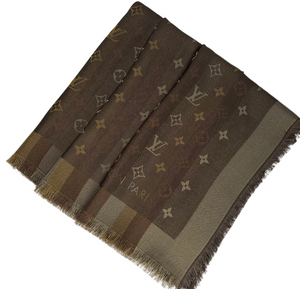 Louis Vuitton so shine monogram shawl