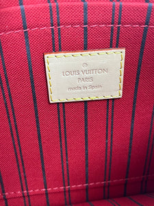 Louis Vuitton pochette in monogram