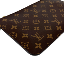 Load image into Gallery viewer, Louis Vuitton pochette in monogram