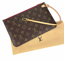Load image into Gallery viewer, Louis Vuitton pochette in monogram