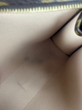 Load image into Gallery viewer, Louis Vuitton toiletry 19