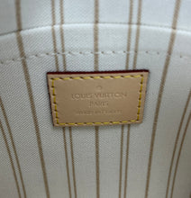 Load image into Gallery viewer, Louis Vuitton pochette in damier azur