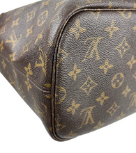 Load image into Gallery viewer, Louis Vuitton neverfull MM in monogram