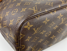 Load image into Gallery viewer, Louis Vuitton neverfull MM in monogram