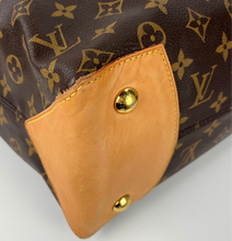 Load image into Gallery viewer, Louis Vuitton Wilshire GM monogram.