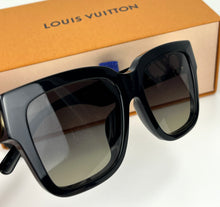 Load image into Gallery viewer, Louis Vuitton link PM square sunglasses