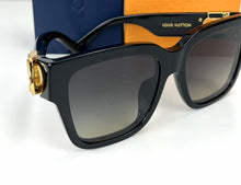 Load image into Gallery viewer, Louis Vuitton link PM square sunglasses