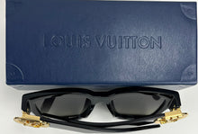 Load image into Gallery viewer, Louis Vuitton link PM square sunglasses