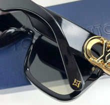 Load image into Gallery viewer, Louis Vuitton link PM square sunglasses
