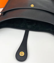 Load image into Gallery viewer, Hermes Evelyne 29 poche III black/gold