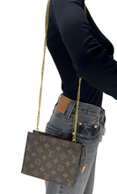 Load image into Gallery viewer, Louis Vuitton toiletry 19 with insert