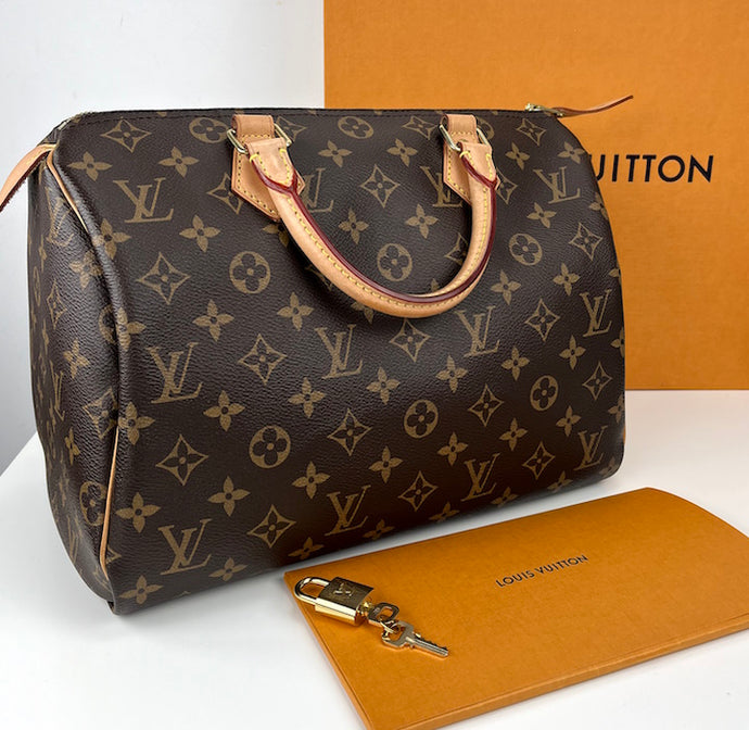Louis Vuitton speedy 30 in monogram