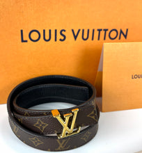 Load image into Gallery viewer, Louis Vuitton iconic 20mm reversible belt size 65