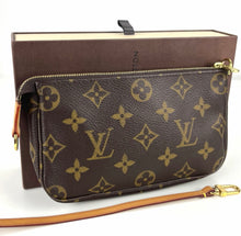 Load image into Gallery viewer, Louis Vuitton pochette in monogram
