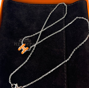 Hermes pop mini pendant