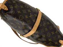 Load image into Gallery viewer, Louis Vuitton Saumur GM 35