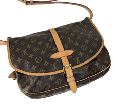 Load image into Gallery viewer, Louis Vuitton Saumur GM 35