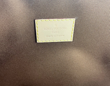 Load image into Gallery viewer, Louis Vuitton etui voyage pm in monogram