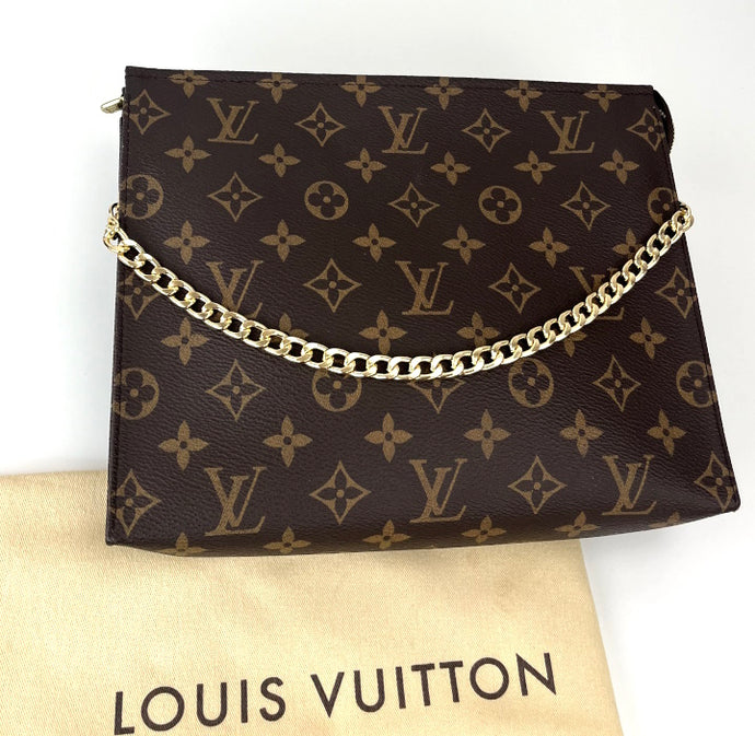 Louis Vuitton toiletry pouch 26 with insert