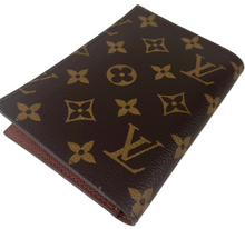 Load image into Gallery viewer, Louis Vuitton passport cover