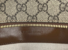 Load image into Gallery viewer, Gucci belt bag with interlocking G