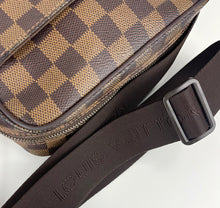 Load image into Gallery viewer, Louis Vutton olav PM crossbody