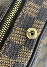 Load image into Gallery viewer, Louis Vutton olav PM crossbody