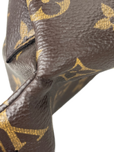 Load image into Gallery viewer, Louis Vuitton bumbag in monogram