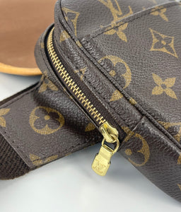 Louis Vuitton bosphore waist bag funny pack