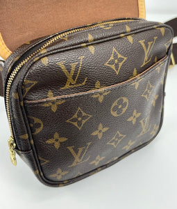 Louis Vuitton bosphore waist bag funny pack