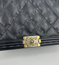 Load image into Gallery viewer, Chanel Boy New Medium quilted grey stitching