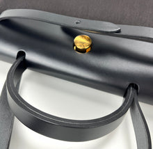 Load image into Gallery viewer, Hermes herbag 31