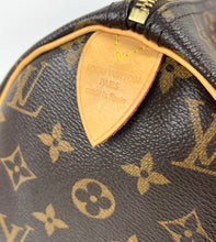 Load image into Gallery viewer, Louis Vuitton speedy 25 in monogram