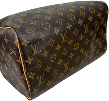 Load image into Gallery viewer, Louis Vuitton speedy 25 in monogram
