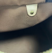 Load image into Gallery viewer, Louis Vuitton speedy 25 in monogram