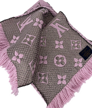Load image into Gallery viewer, Louis Vuitton logomania shine scarf in pink