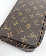 Load image into Gallery viewer, Louis Vuitton pochette accessories in monogram