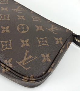 Louis Vuitton pochette accessories in monogram