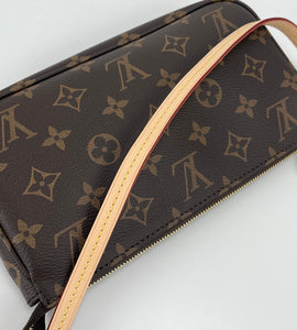 Louis Vuitton pochette accessories in monogram