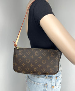 Louis Vuitton pochette accessories in monogram