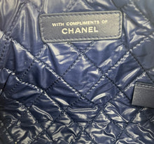 Load image into Gallery viewer, CHANEL CC navy caviar small pouch