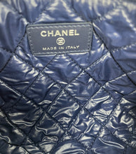 Load image into Gallery viewer, CHANEL CC navy caviar small pouch