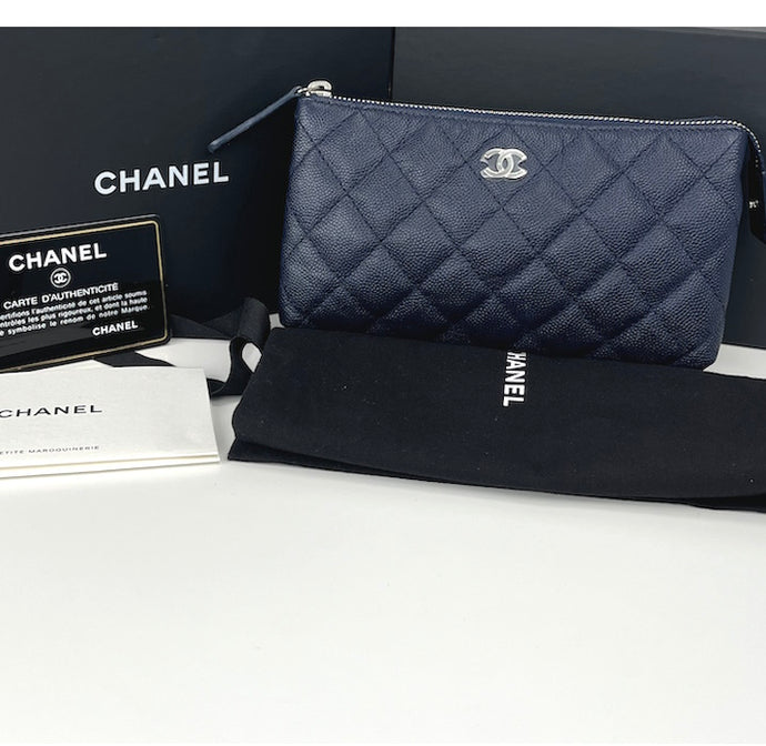 CHANEL CC navy caviar small pouch