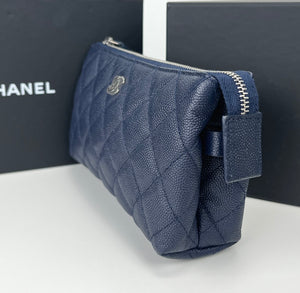 CHANEL CC navy caviar small pouch