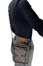 Load image into Gallery viewer, Louis Vuitton Christopher wearable wallet